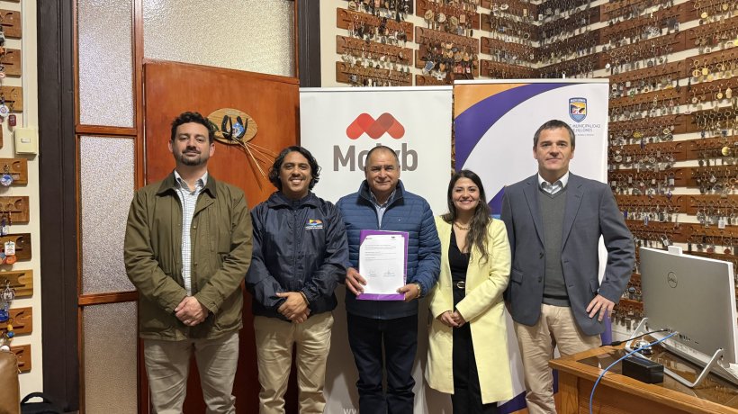 MOLYB Y FUNCULTUR FIRMAN CONVENIO PARA CREAR EL NUEVO CORO COMUNITARIO “MEJILLONES CANTA”